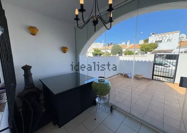 Alquiler de chalet adosado en Villamartín