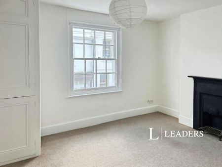 2 bedroom terraced house to rent - Photo 4