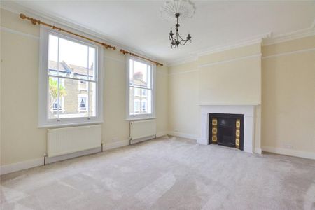 4 bedroom terraced house to rent - Photo 2