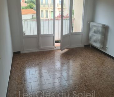 Location Appartement 3 pièces 81m² BANDOL 83150 - Photo 6