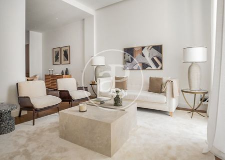 Flat for rent in Jerónimos (Madrid) - Photo 2