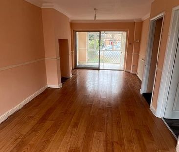 4 bedroom terraced house to rent - Photo 4