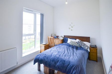 3 bedroom terraced house to rent - Photo 4