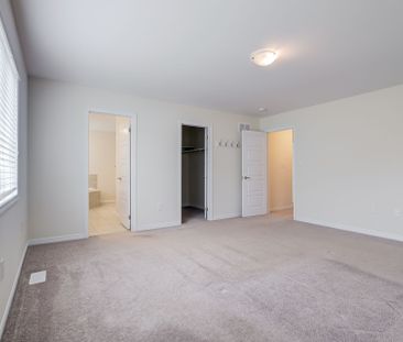 For Lease - 17 Vaughn Drive, Thorold, Ontario - Photo 3