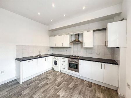 2 bedroom apartment to rent - Photo 2