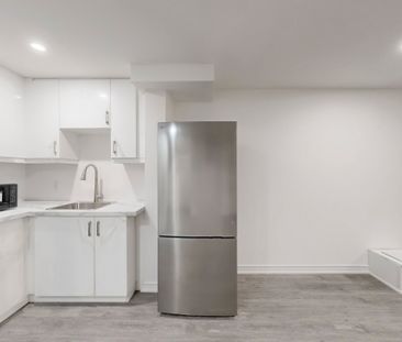 For Lease - 69 Newmill Crescent, Richmond Hill, Ontario - Photo 1