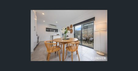 Modern Townhouse in a Convenient Location - Photo 3