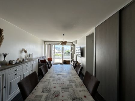 Location Appartement 3 pièces 62m² LA SEYNE SUR MER 83500 - Photo 2