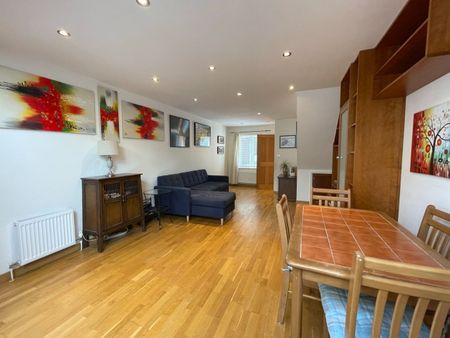 3 Bed Terraced House, Howland Way, SE16 - Photo 4
