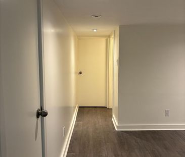 For Lease - 16 Montrose Avenue Unit# Basement, Toronto, Ontario - Photo 4
