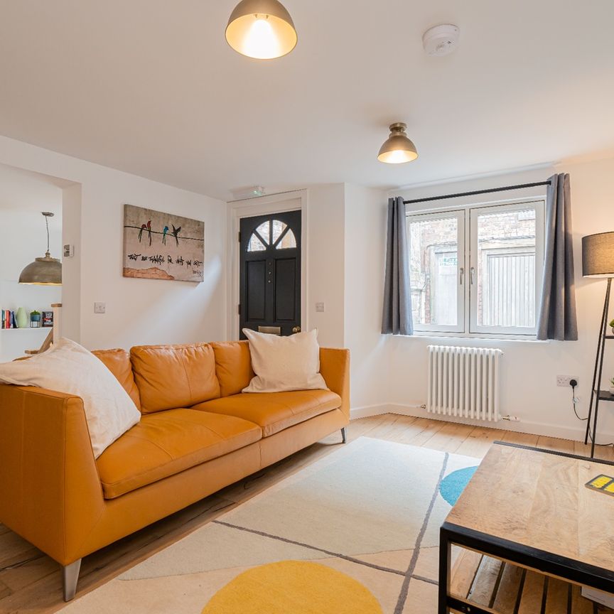 Room in a Shared House, Springvalley Gardens, EH10 - Photo 1