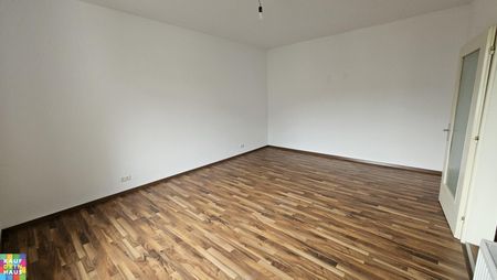 Top 1-Zimmerwohnung mit Einbauküche - Photo 3