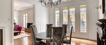 Appartement • Clichy-Trinité - Photo 4