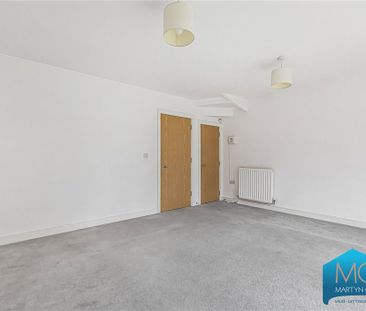 3 bedroom end of terrace house to rent - Photo 4