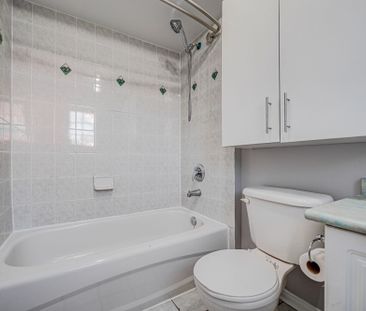 For Lease - 146 Billingsley Crescent, Markham, Ontario - Photo 5