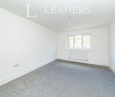 4 bedroom house to rent Maypole Road, Ashurst Wood, RH19 - Photo 1