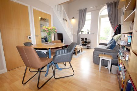 1 Bedroom Flat/Apartment To Let - Photo 4