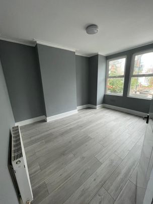 2 Bed Flat, Deacon Road, NW2 - Photo 1