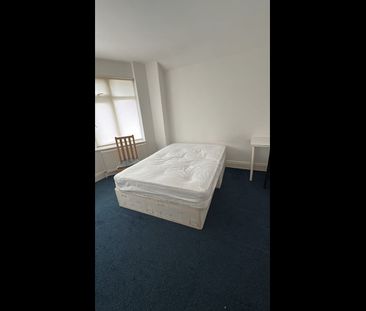 Room in a Shared House, Hendale Avenue, NW4 - Photo 4