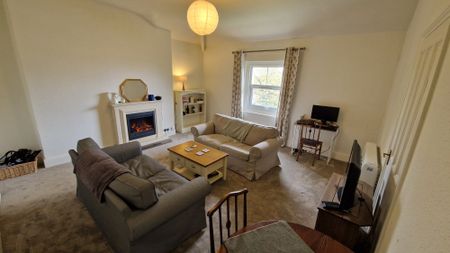 2 bed flat to rent in Trull Road - Photo 3