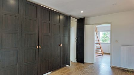 Volledig vernieuwde woning met luxueuze afwerking in Gentweg, Lembeke! - Photo 2