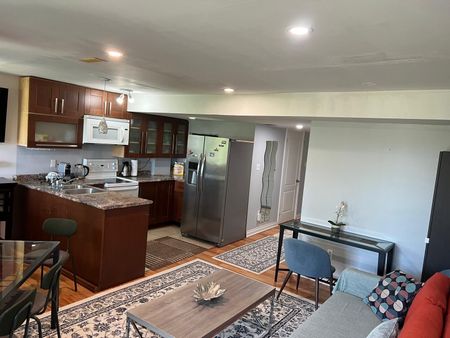 For Lease - 129 October Lane, Aurora, Ontario - Photo 4