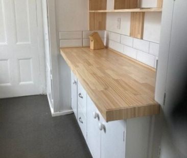 The Perfect Student Setup - Photo 2