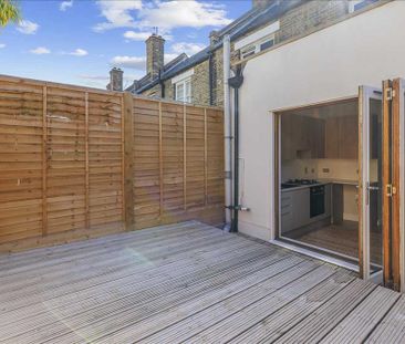 2 bedroom terraced house to rent - Photo 6
