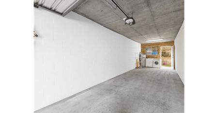 Inner-City 2-Bed Unit Near Hospital & Transport - Photo 4