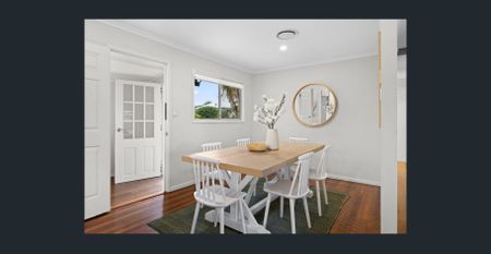 Spacious Family Home in Prime Cannon Hill Location - Photo 3