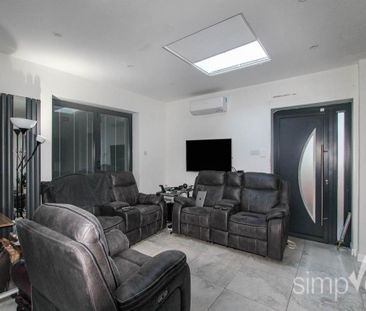 4 bedroom house to rent - Photo 1