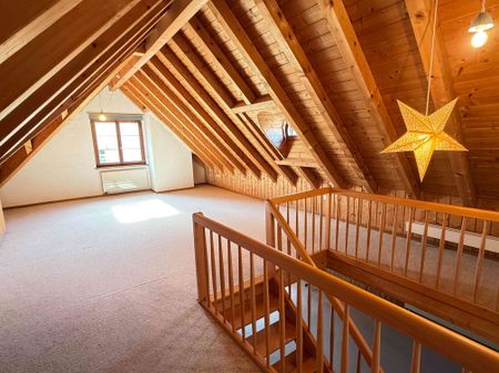 2.5 Zimmer, 115 m², 2. Stock - Photo 3