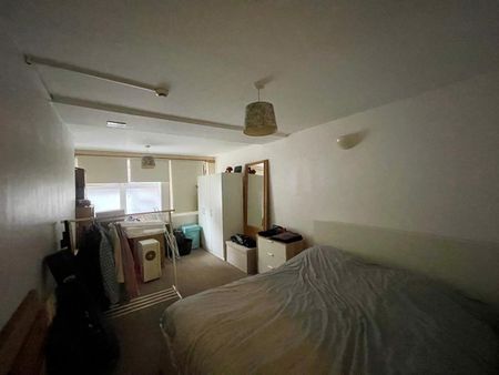 1 Bed Flat, Moon Street, BS2 - Photo 4