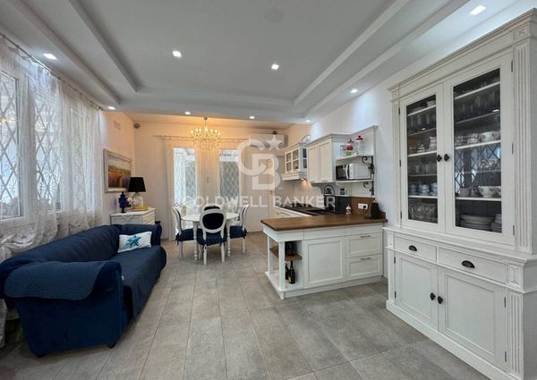 via santermete, 70, Forte dei Marmi, Tuscany 55042