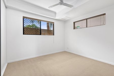 Unit 3/6 James Street, Cairns North. - Photo 3