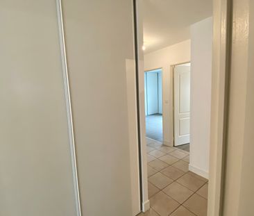 Location Appartement 4 pièces 90m² LA RICHE 37520 - Photo 6