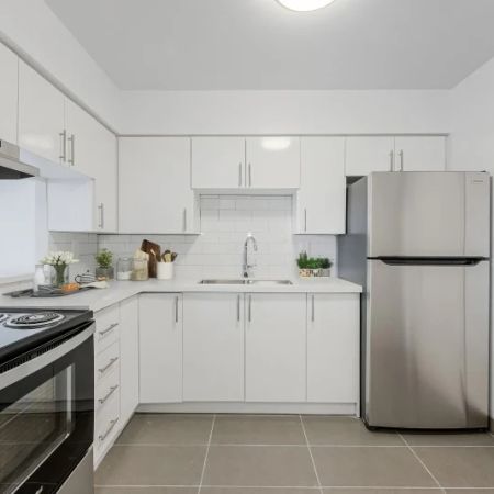 1315 Bough Beeches - Photo 3