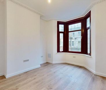 4 bedroom terraced house to rent - Photo 1