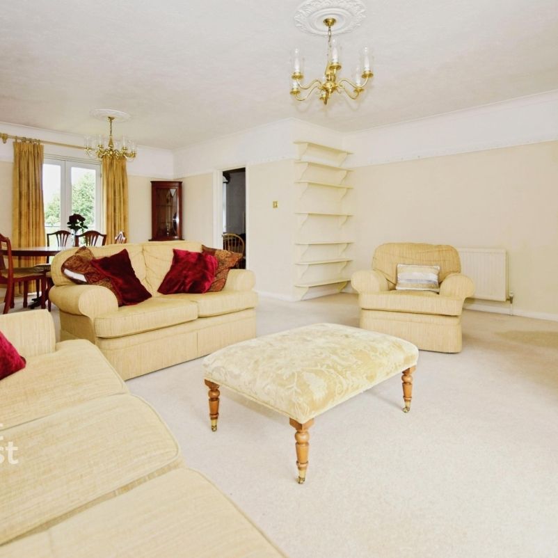 2 bedroom apartment to rent - Photo 1