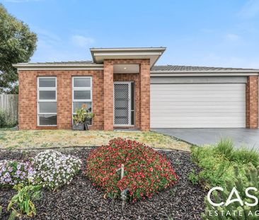 30 Fernisky Drive, Cranbourne East - Photo 3