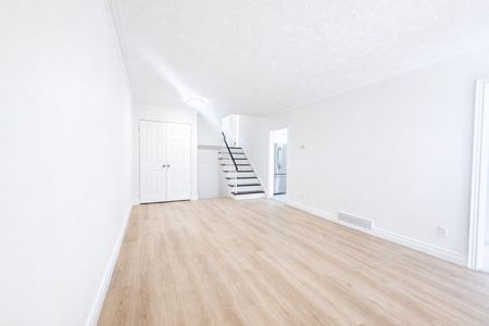 For Lease - 95 Post Road Unit# Upper, Brampton, Ontario - Photo 3