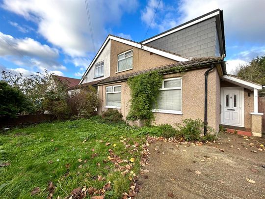 Burgoyne Road, Sunbury-On-Thames TW16, London - Photo 1