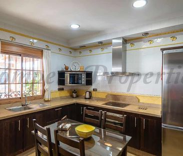 Country Property in Torrox, Inland Andalucia in the mountains - Photo 2