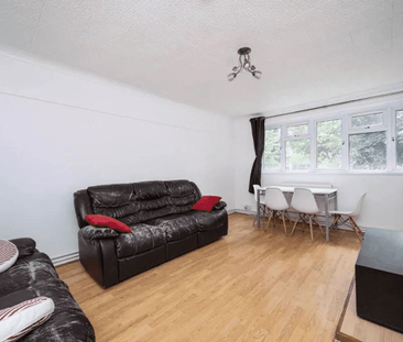 Drewett House, London, E1 - Photo 2