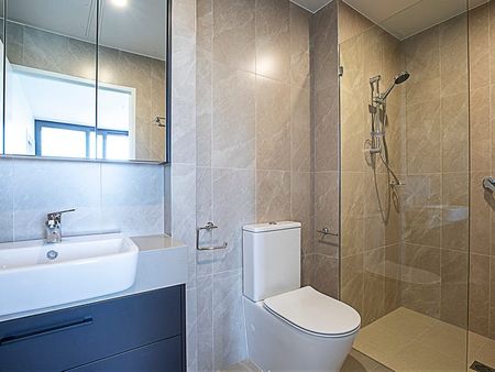 Inner Kingston Lifestyle - Fully Furnished! - Photo 3