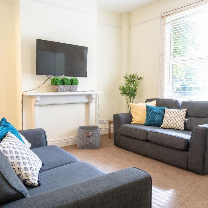 5 bedroom house to rent - Photo 1