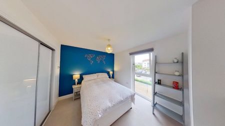 2 bedroom apartment to rent - Photo 4