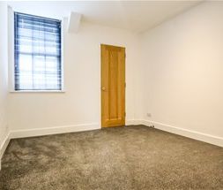 High Street, Harpenden, AL5 2TD - Photo 2