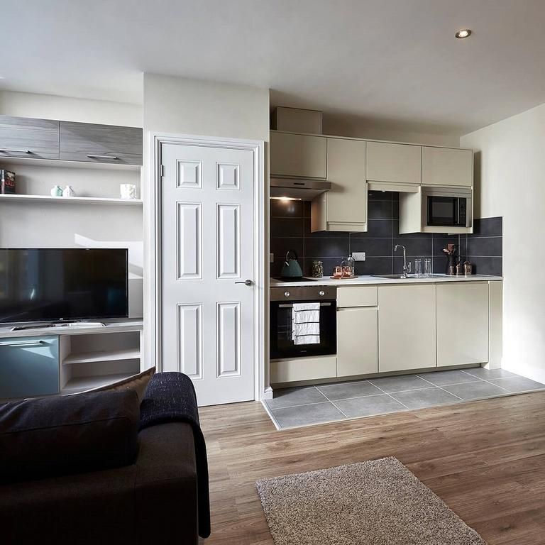 Studio to rent - Photo 1