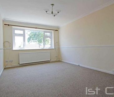 Tankerville Drive, Leigh On Sea, SS9 - Photo 5